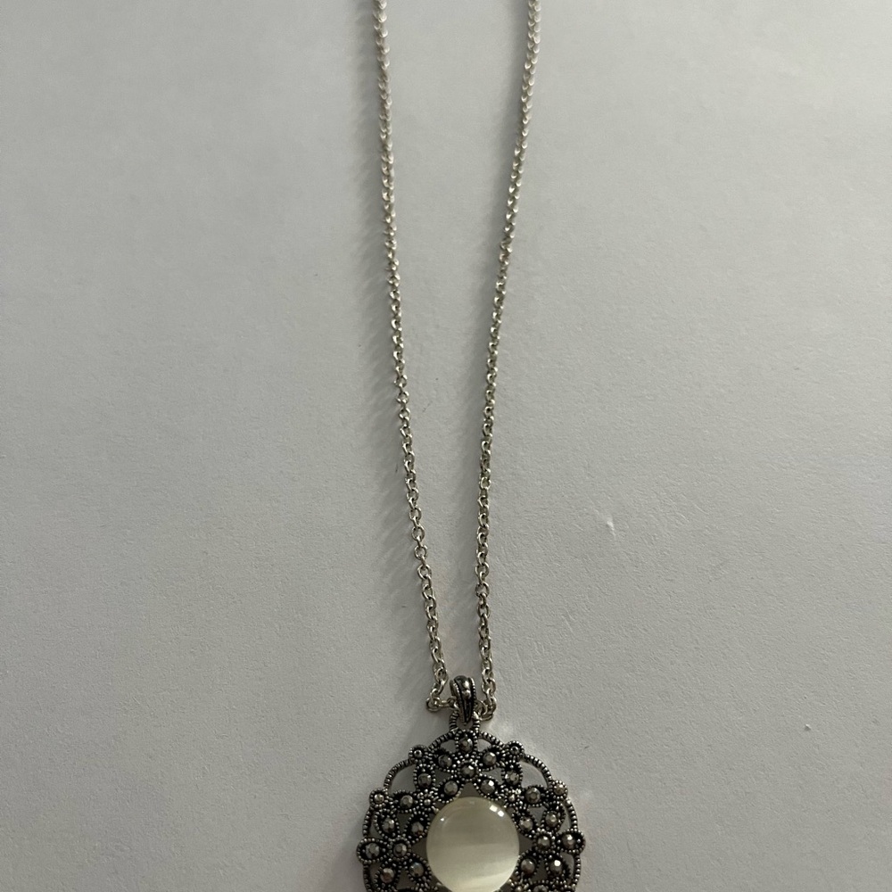 Morcasite & moonstone necklace. - Picture 4 of 5